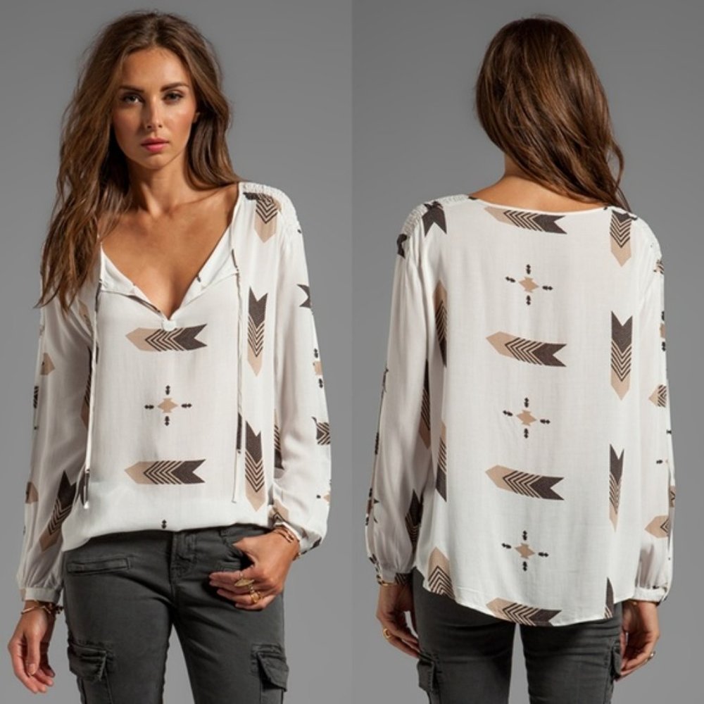 NWT BB Dakota Revolve Aztec Split Sleeve Top M